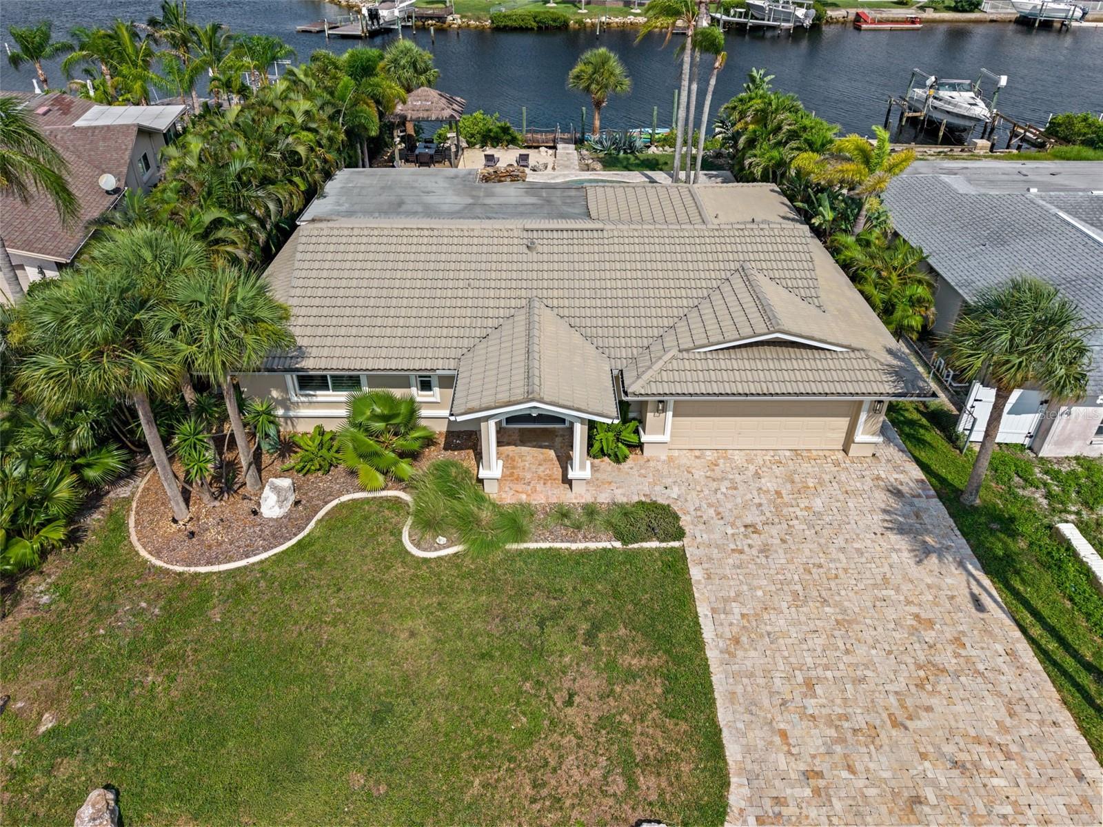 5548 LEEWARD LN — photo 8