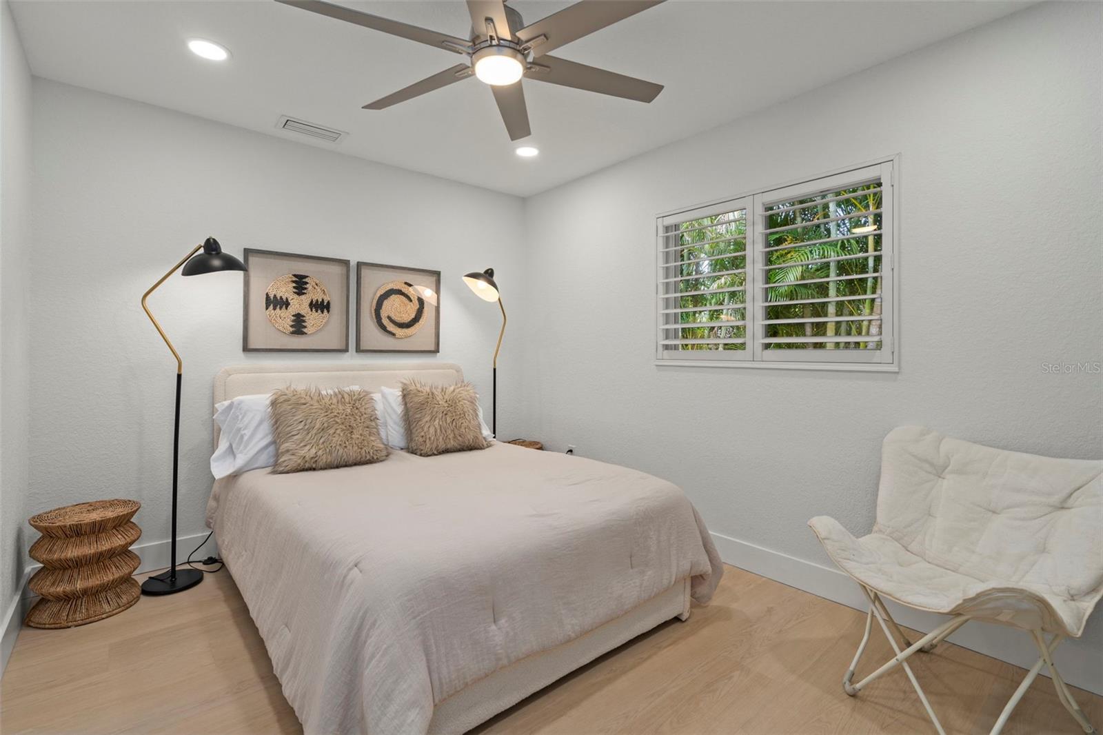 5548 LEEWARD LN — photo 42