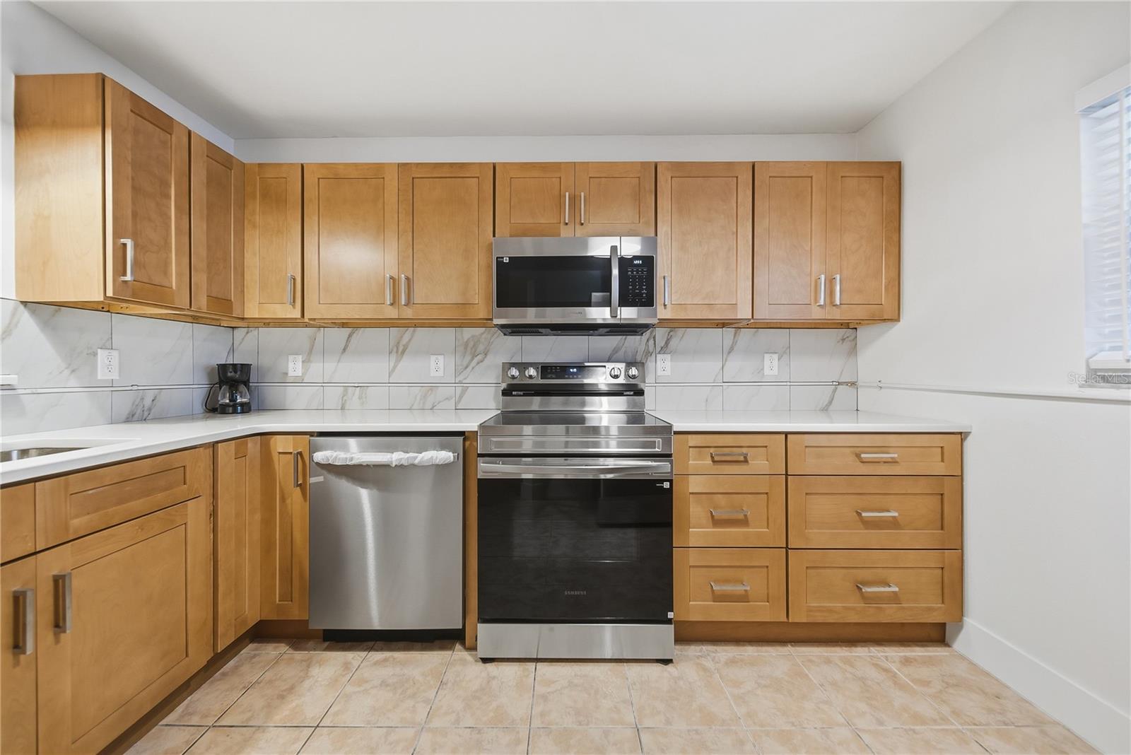 1247 S MARTIN LUTHER KING JR AVE #107 — photo 8