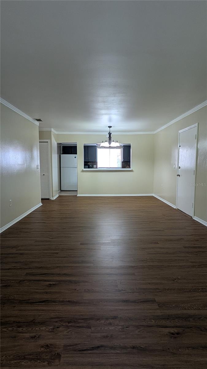 8605 CHAMPLAIN CT #84 — photo 3