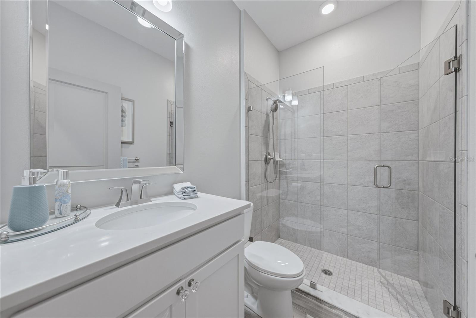 11947 SAND MYRTLE RD — photo 10