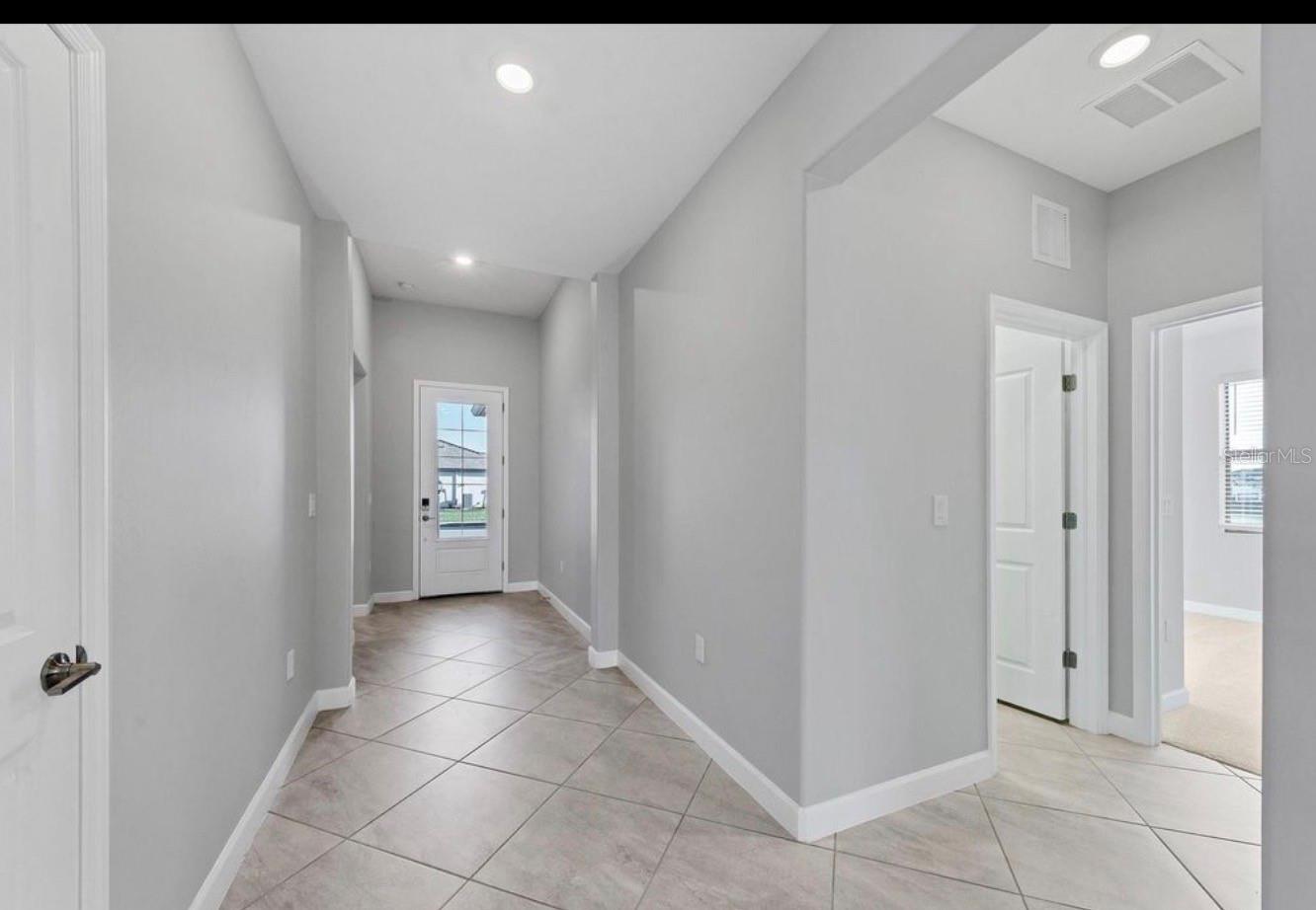 5127 CORAL REEF WAY — photo 2