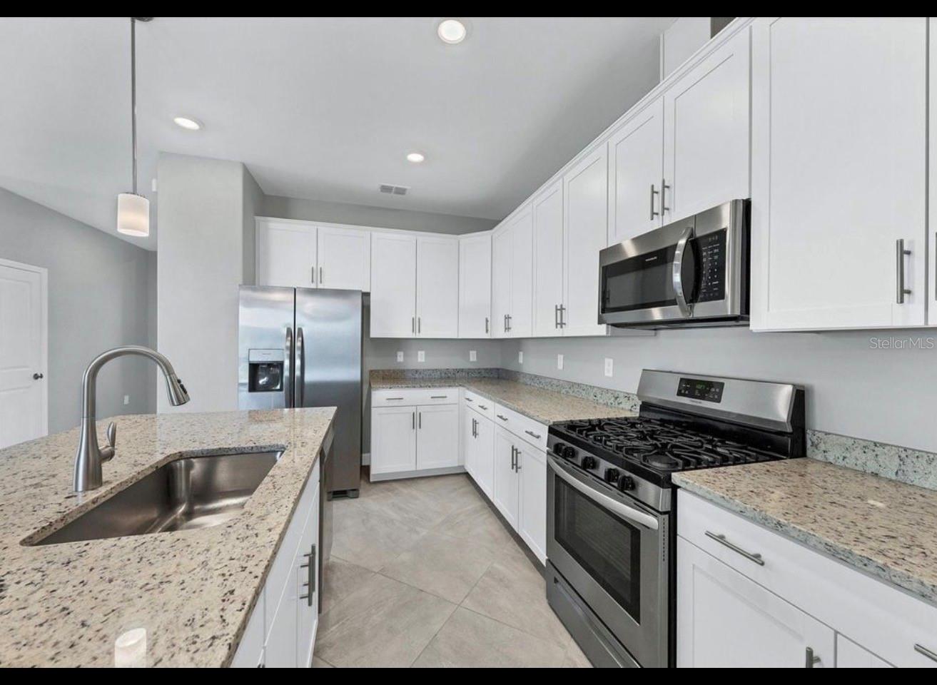 5127 CORAL REEF WAY — photo 4