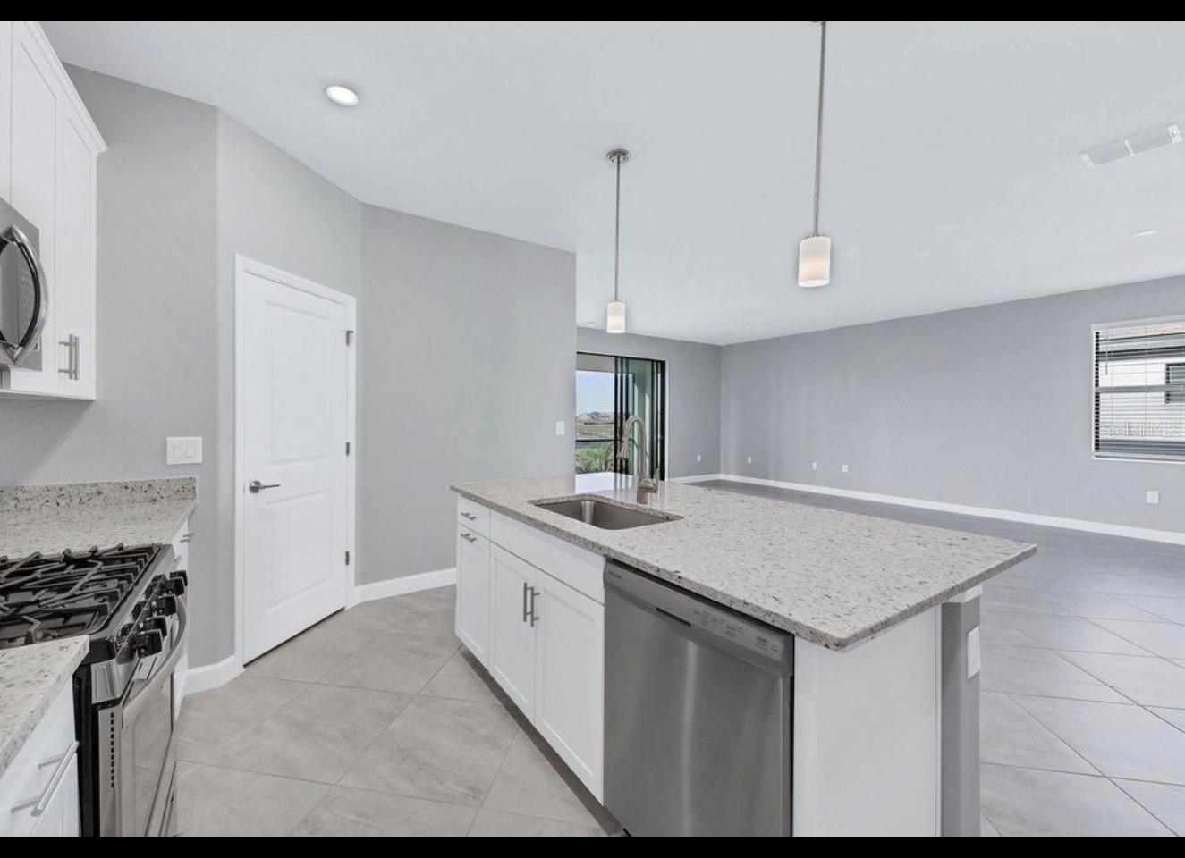 5127 CORAL REEF WAY — photo 5
