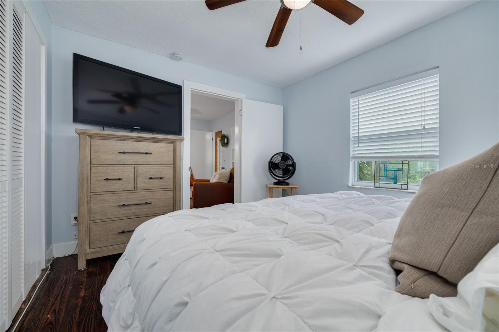 5721 CASSON AVE — photo 13