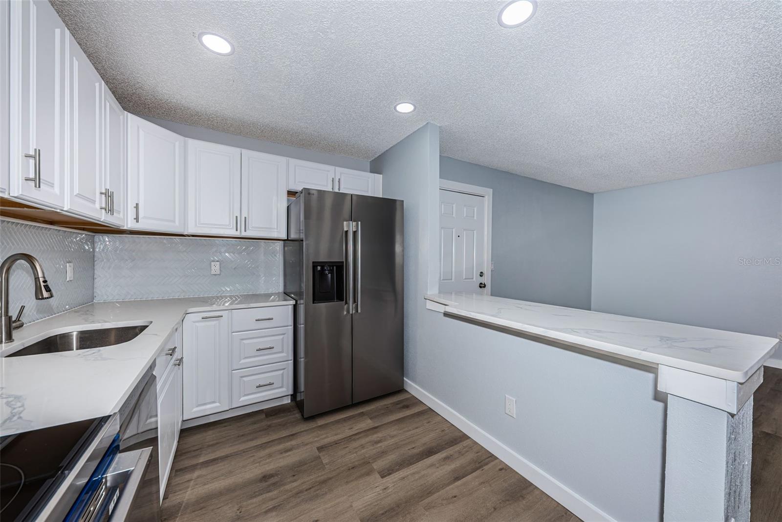 3295 FOX CHASE CIR N #107 — photo 23