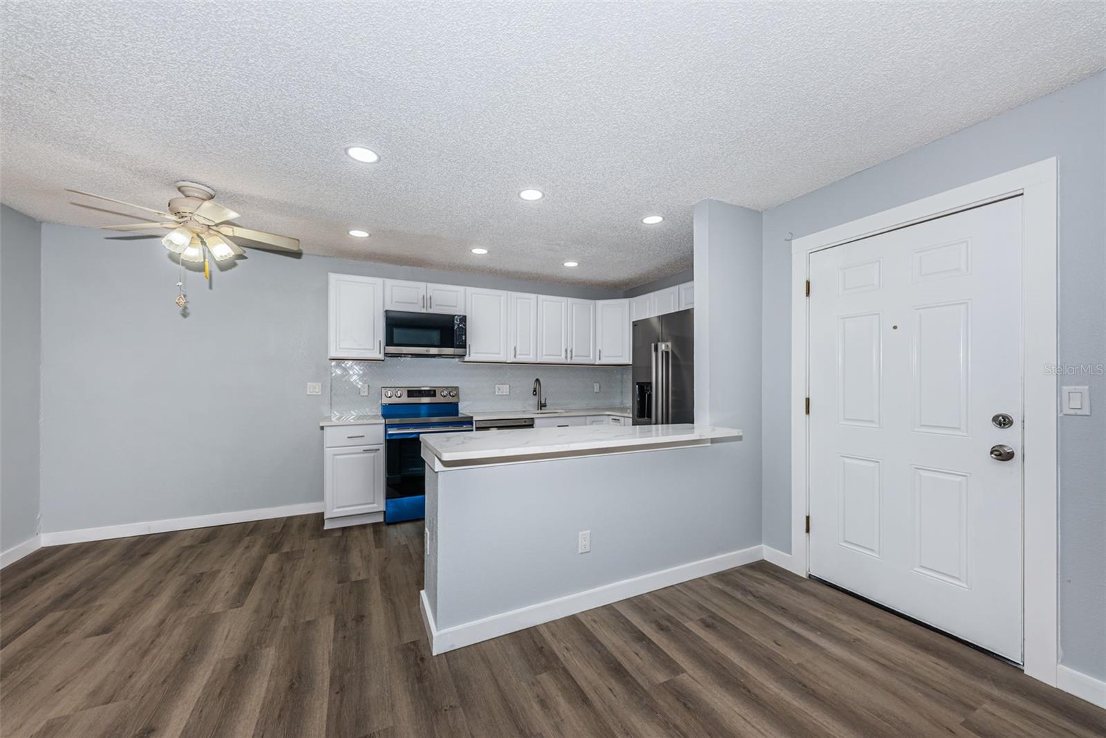 3295 FOX CHASE CIR N #107 — photo 6