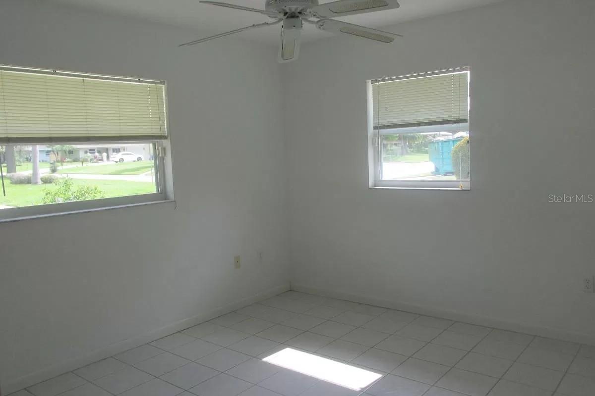 2911 BENTLEY ST — photo 7