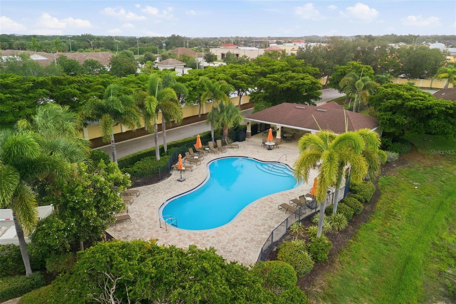 2199 TERRACINA DR — photo 10