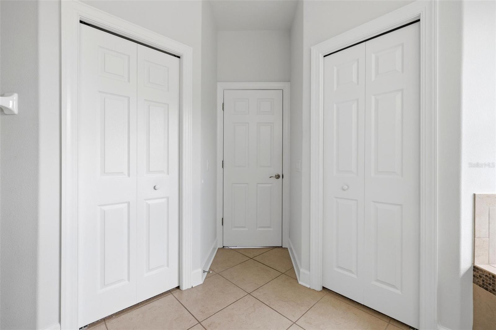 2199 TERRACINA DR — photo 34