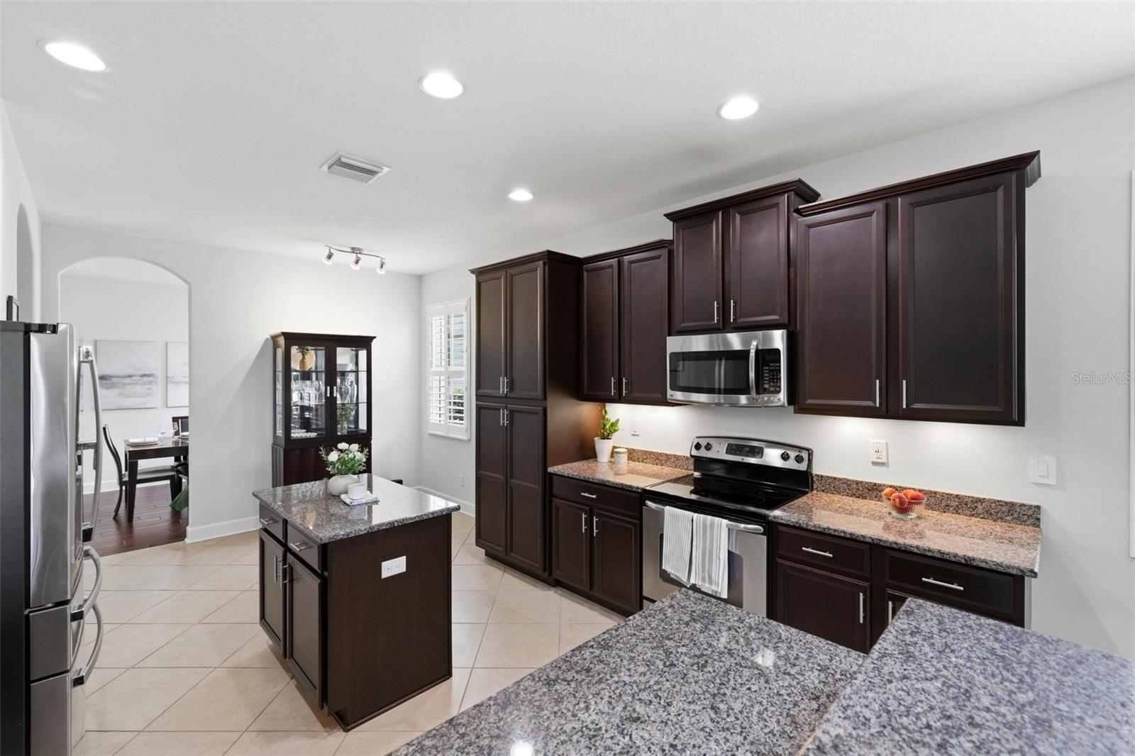 2199 TERRACINA DR — photo 3