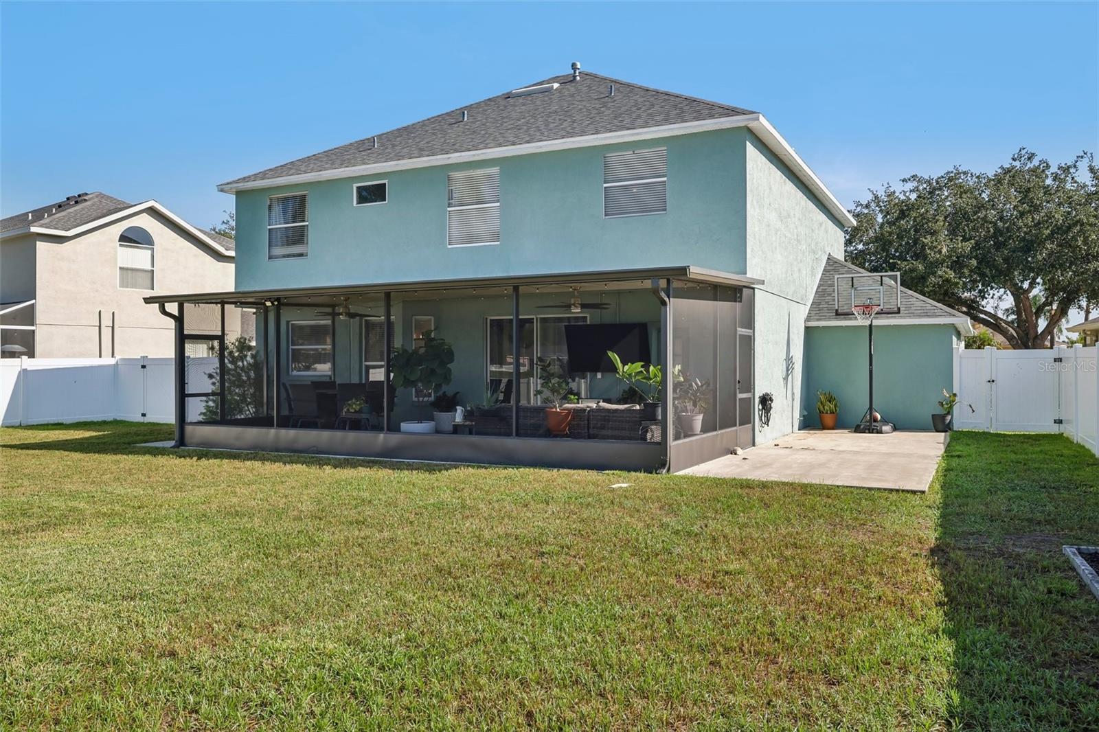 205 ROSANA DR — photo 30