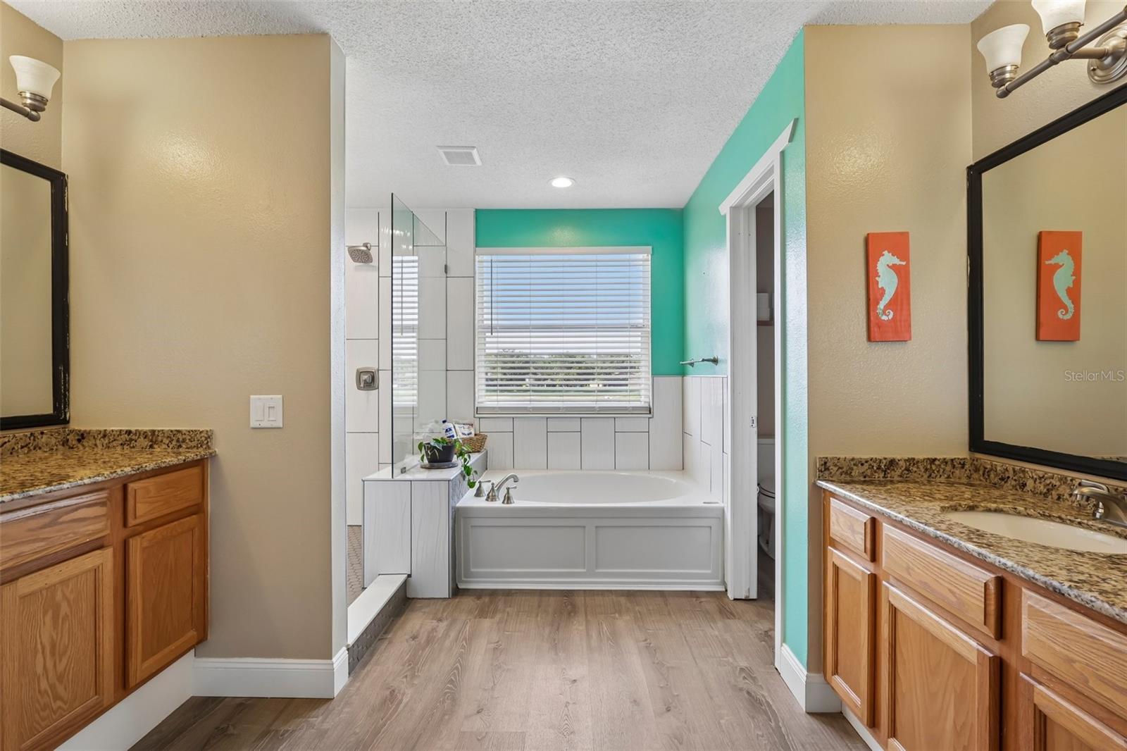 205 ROSANA DR — photo 48