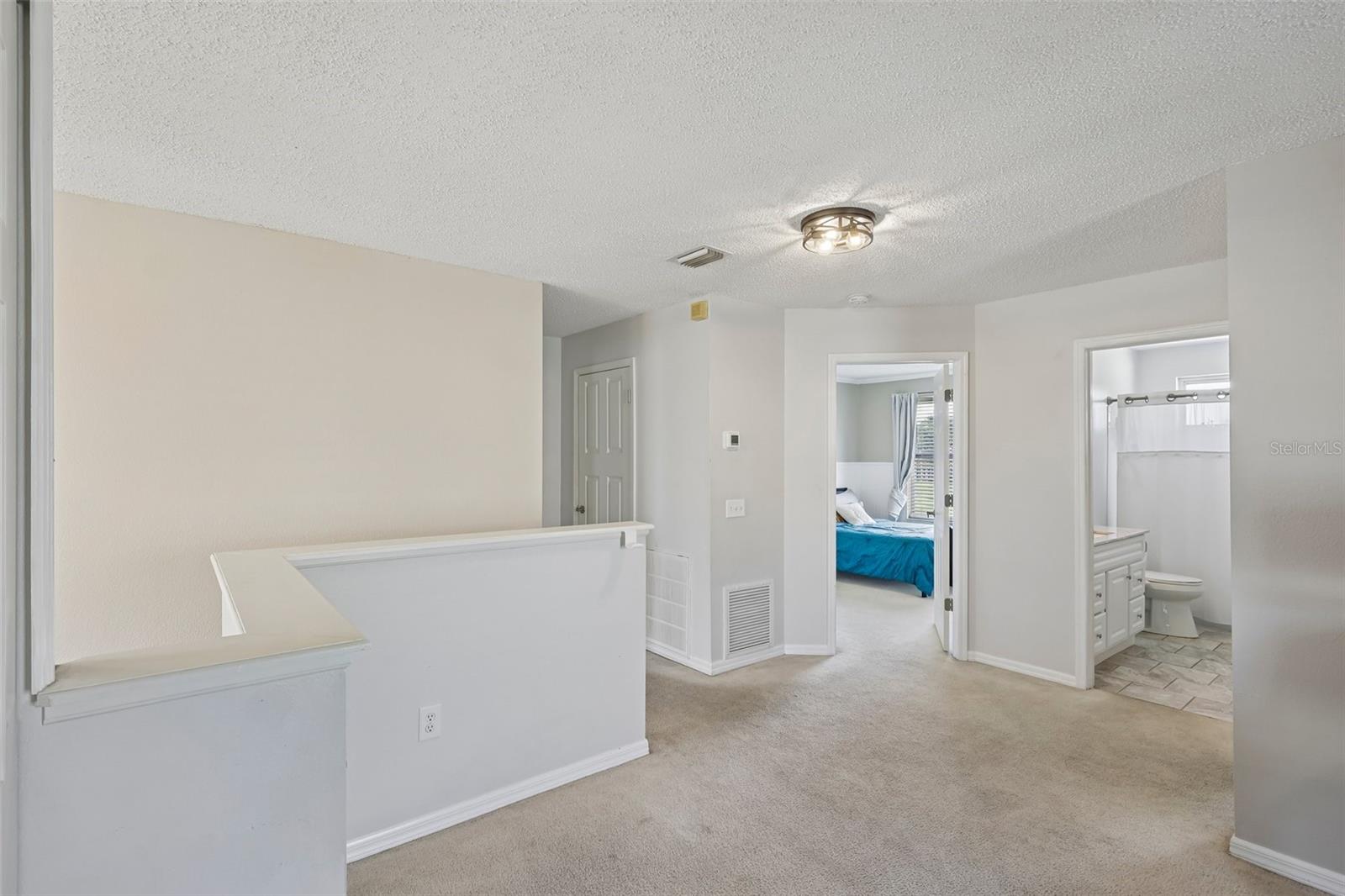 205 ROSANA DR — photo 40