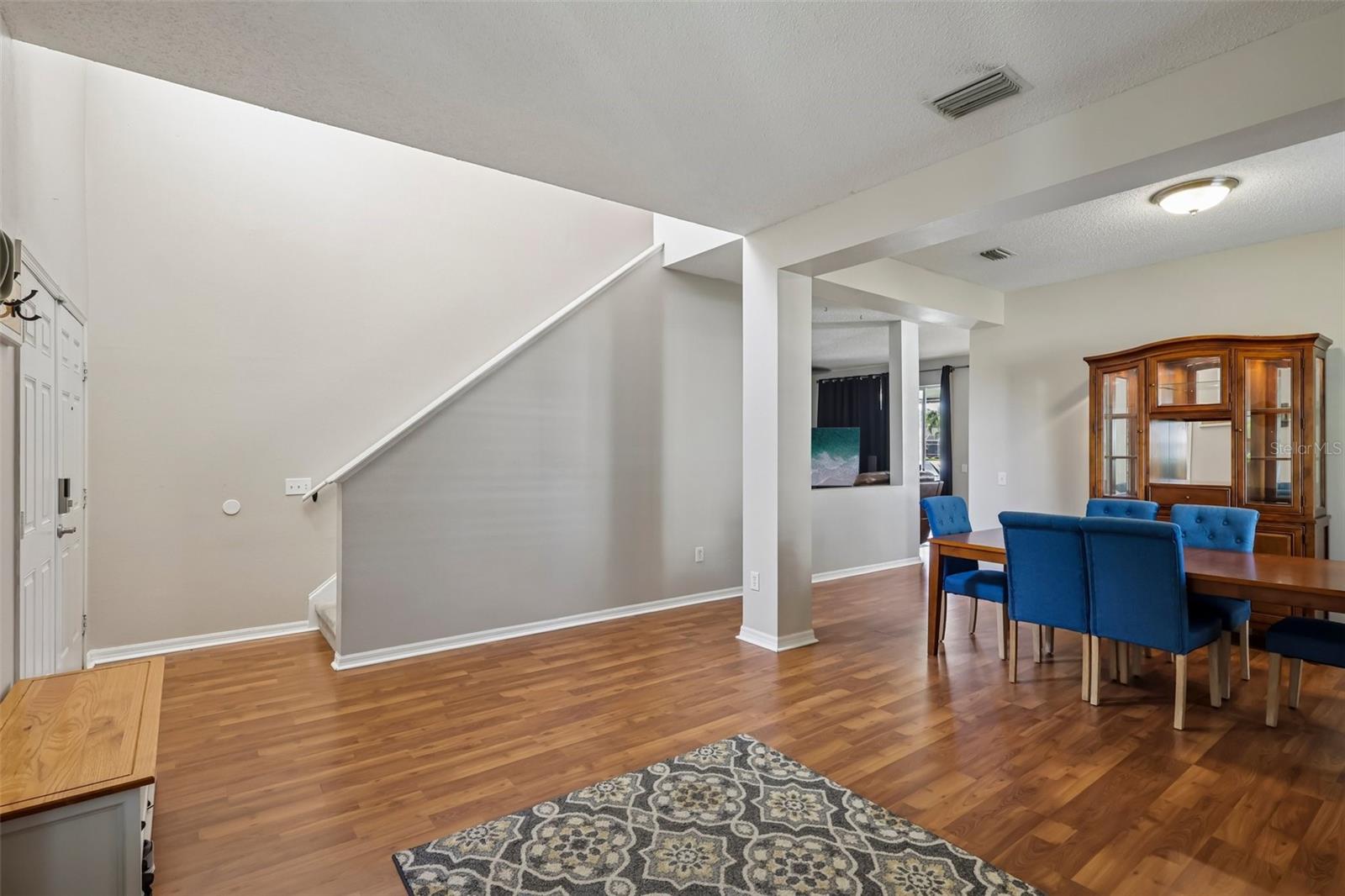 205 ROSANA DR — photo 14