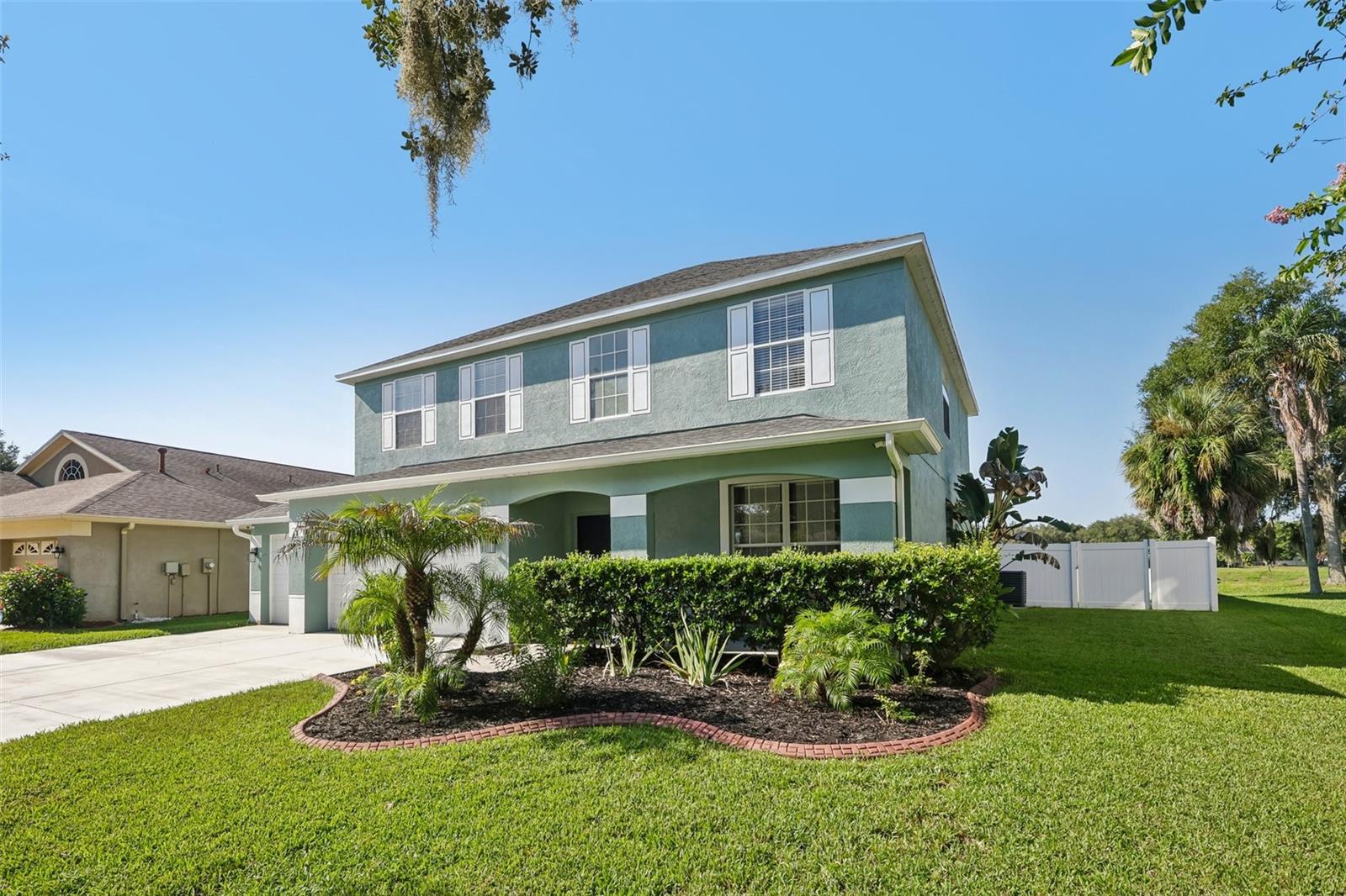 205 ROSANA DR — photo 3