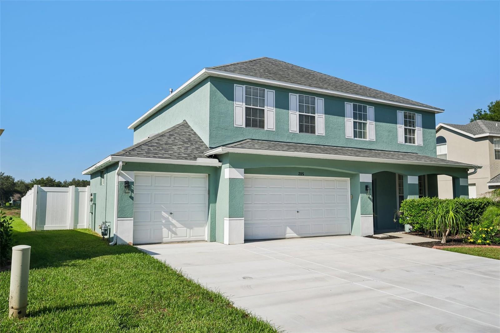 205 ROSANA DR — photo 66