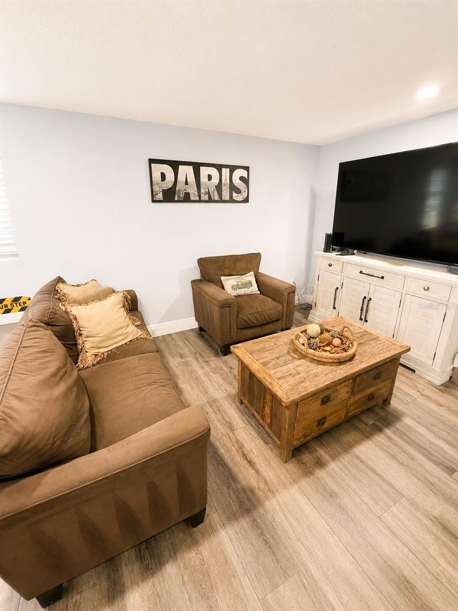 17430 BLACKWELL LN — photo 17
