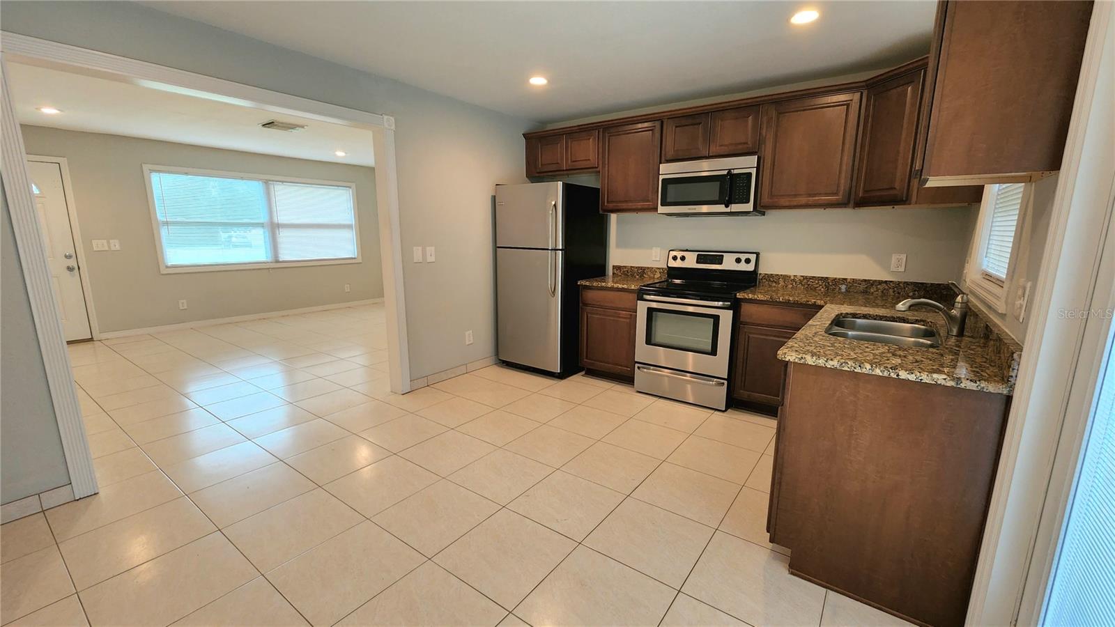 2834 STATE ROAD 590 — photo 6