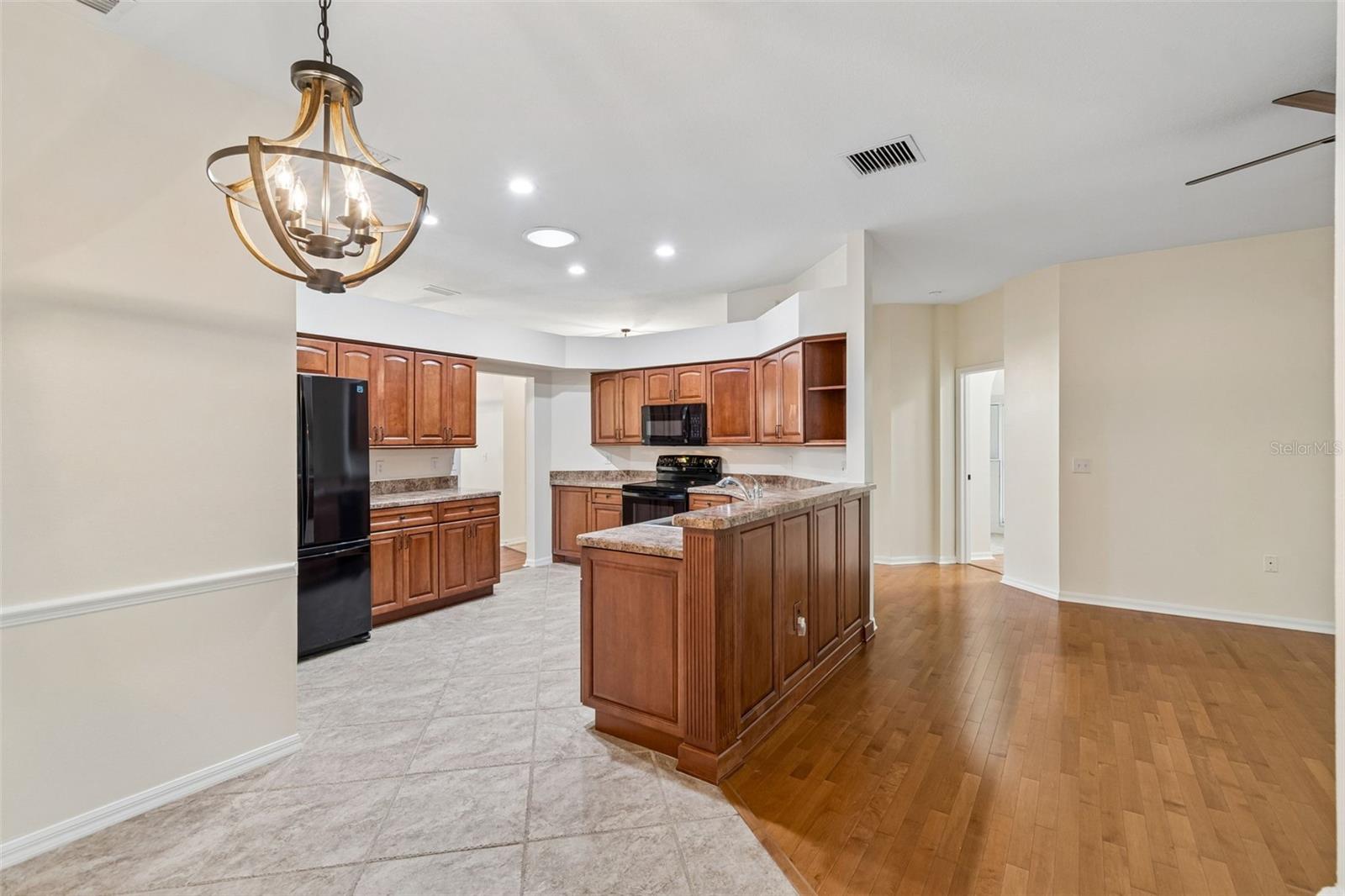 5306 WATERLEAF CT — photo 20