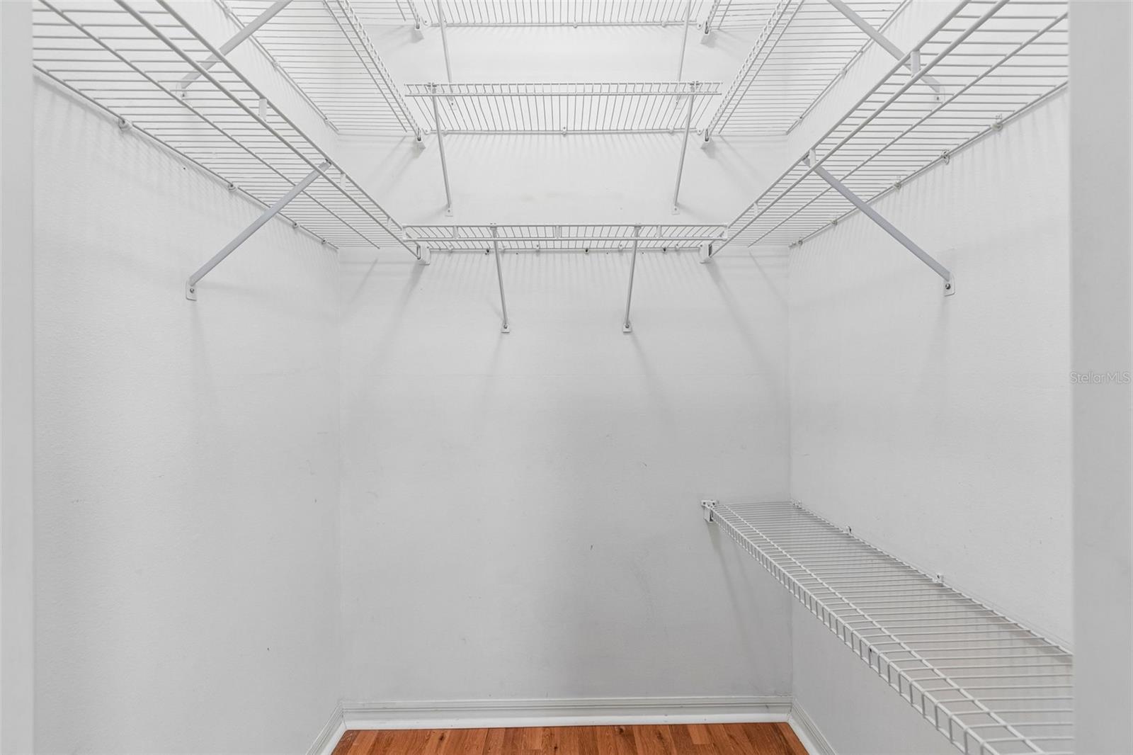 5306 WATERLEAF CT — photo 37
