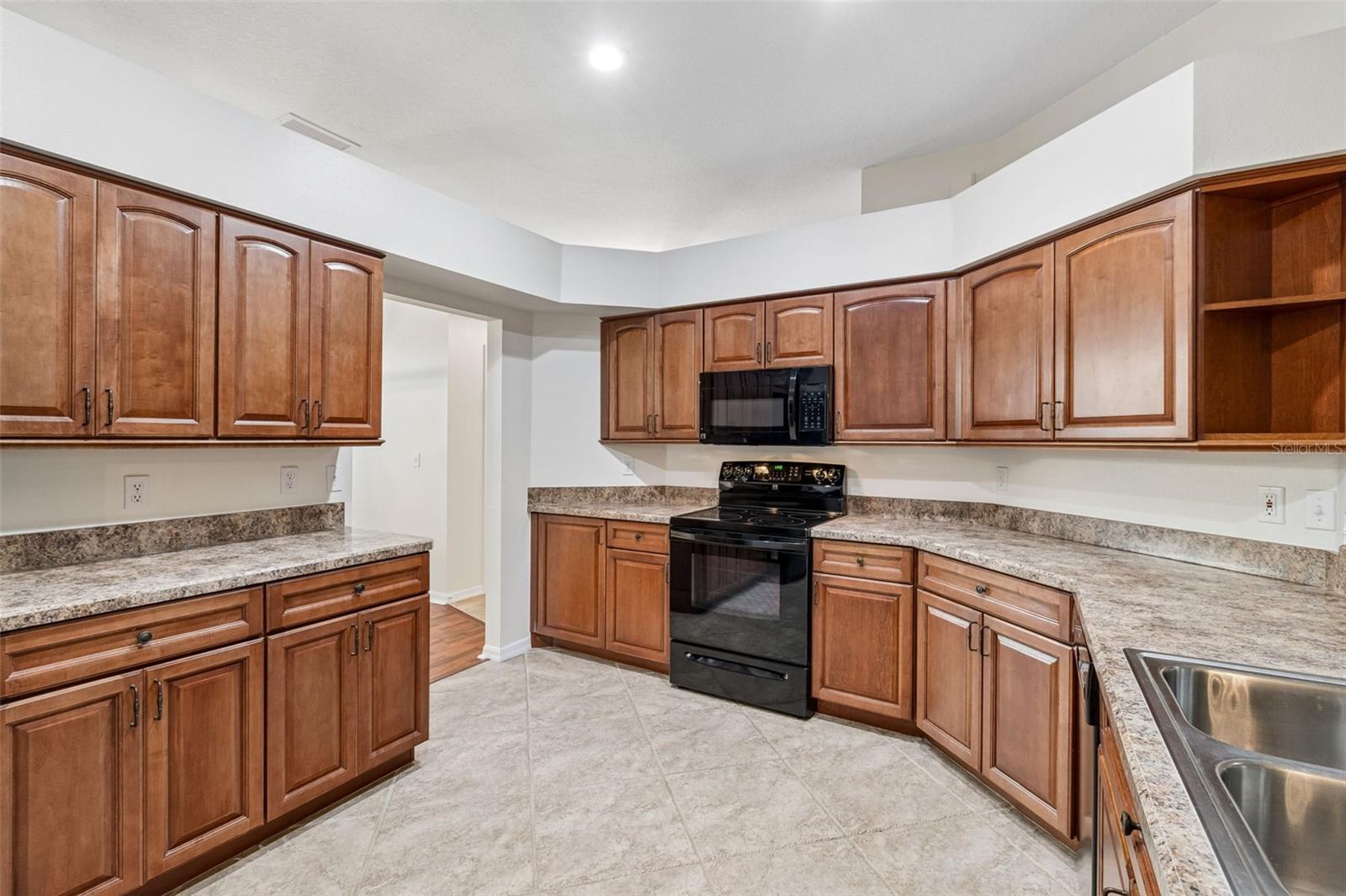 5306 WATERLEAF CT — photo 18