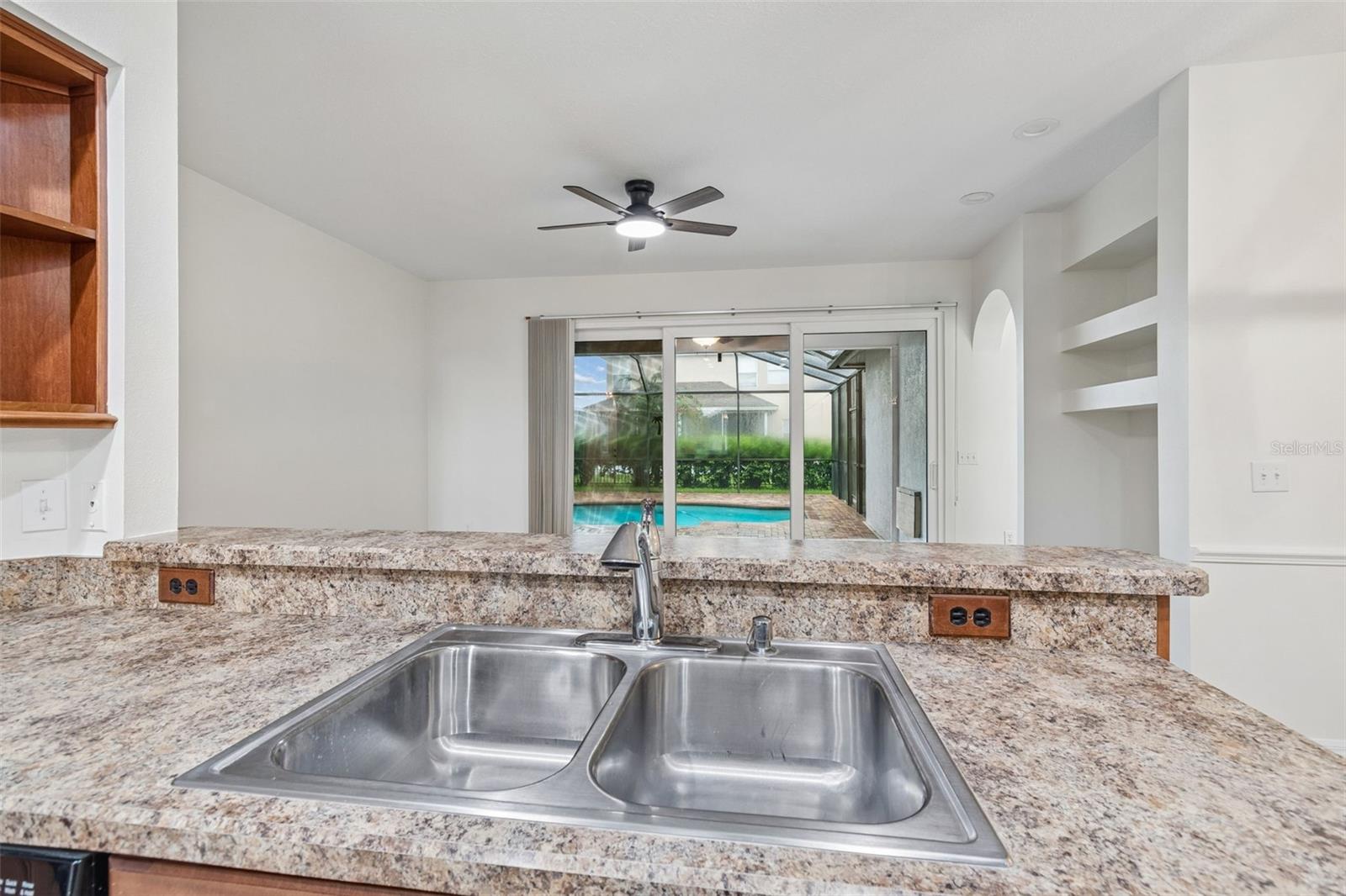 5306 WATERLEAF CT — photo 26