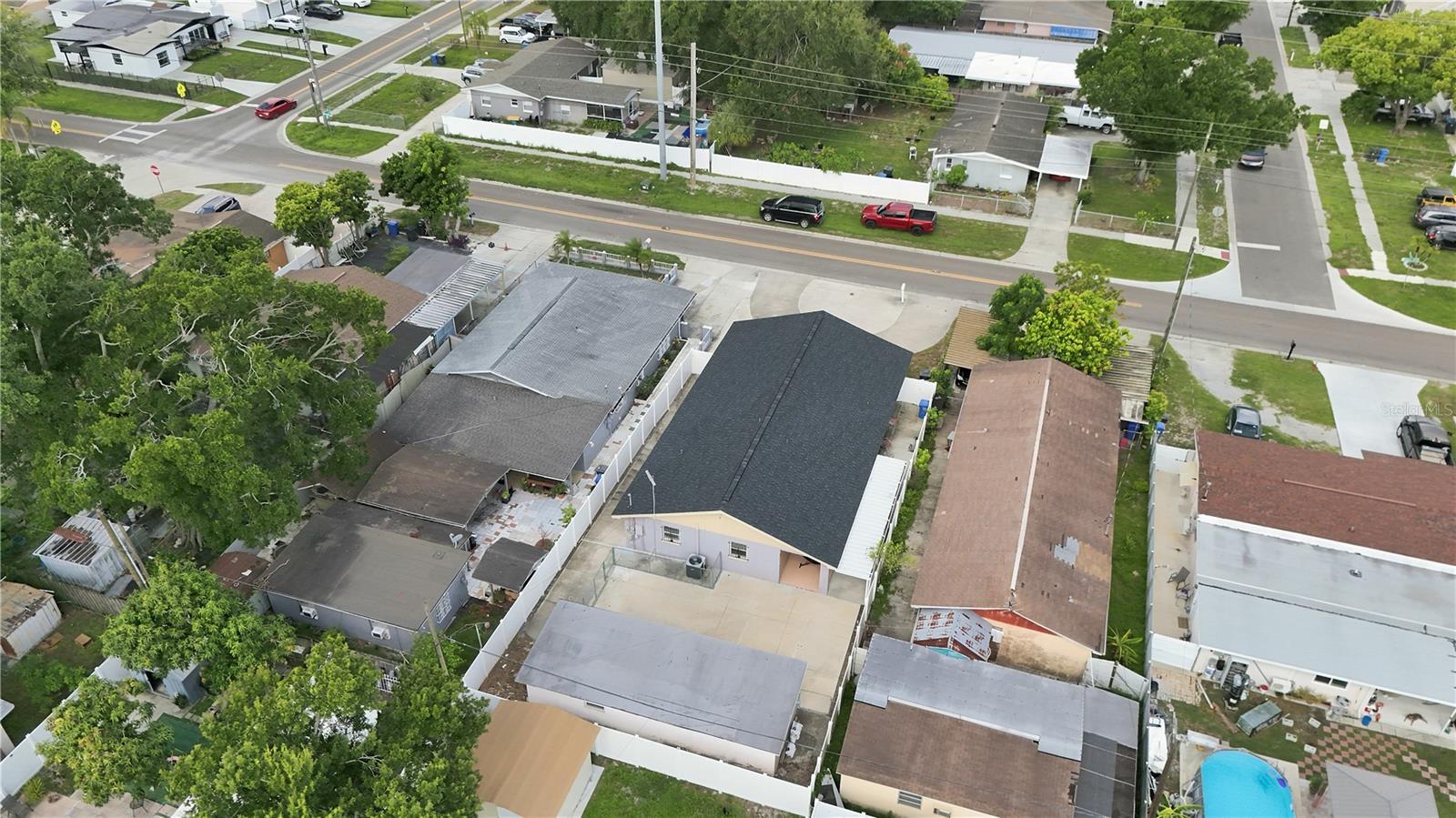 6513 N MANHATTAN AVE — photo 25