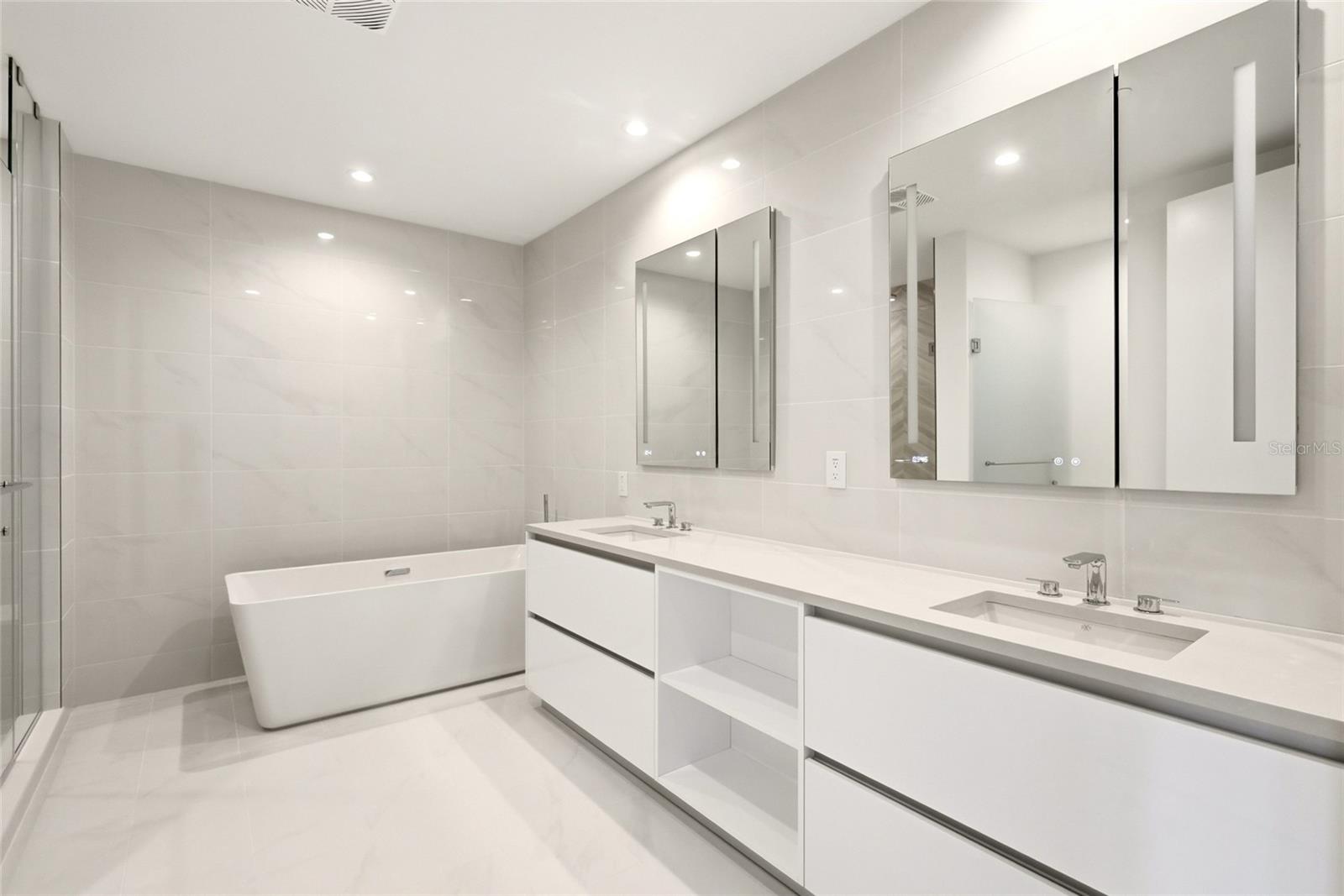 400 CENTRAL AVE #407 — photo 17