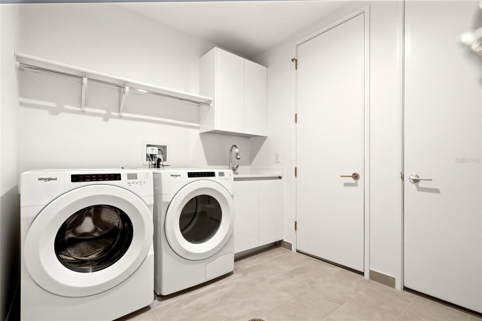 400 CENTRAL AVE #407 — photo 15