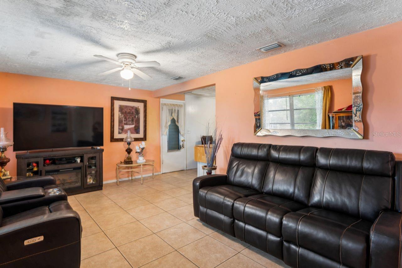 3415 CLYDESDALE DR #unit 5 — photo 9