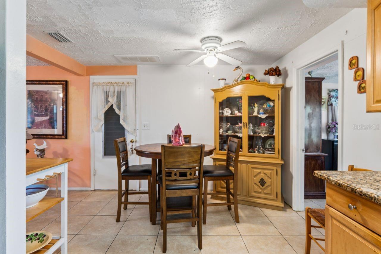 3415 CLYDESDALE DR #unit 5 — photo 15