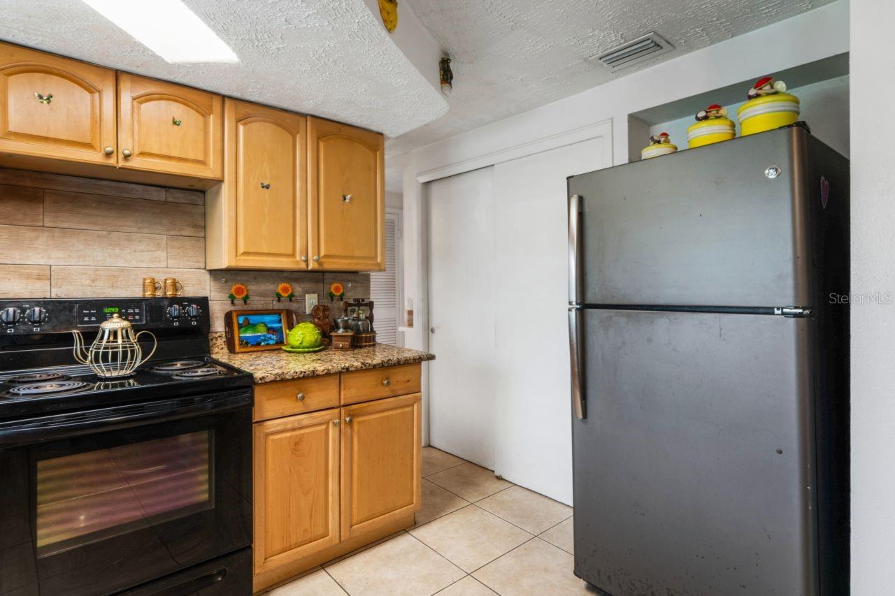 3415 CLYDESDALE DR #unit 5 — photo 13