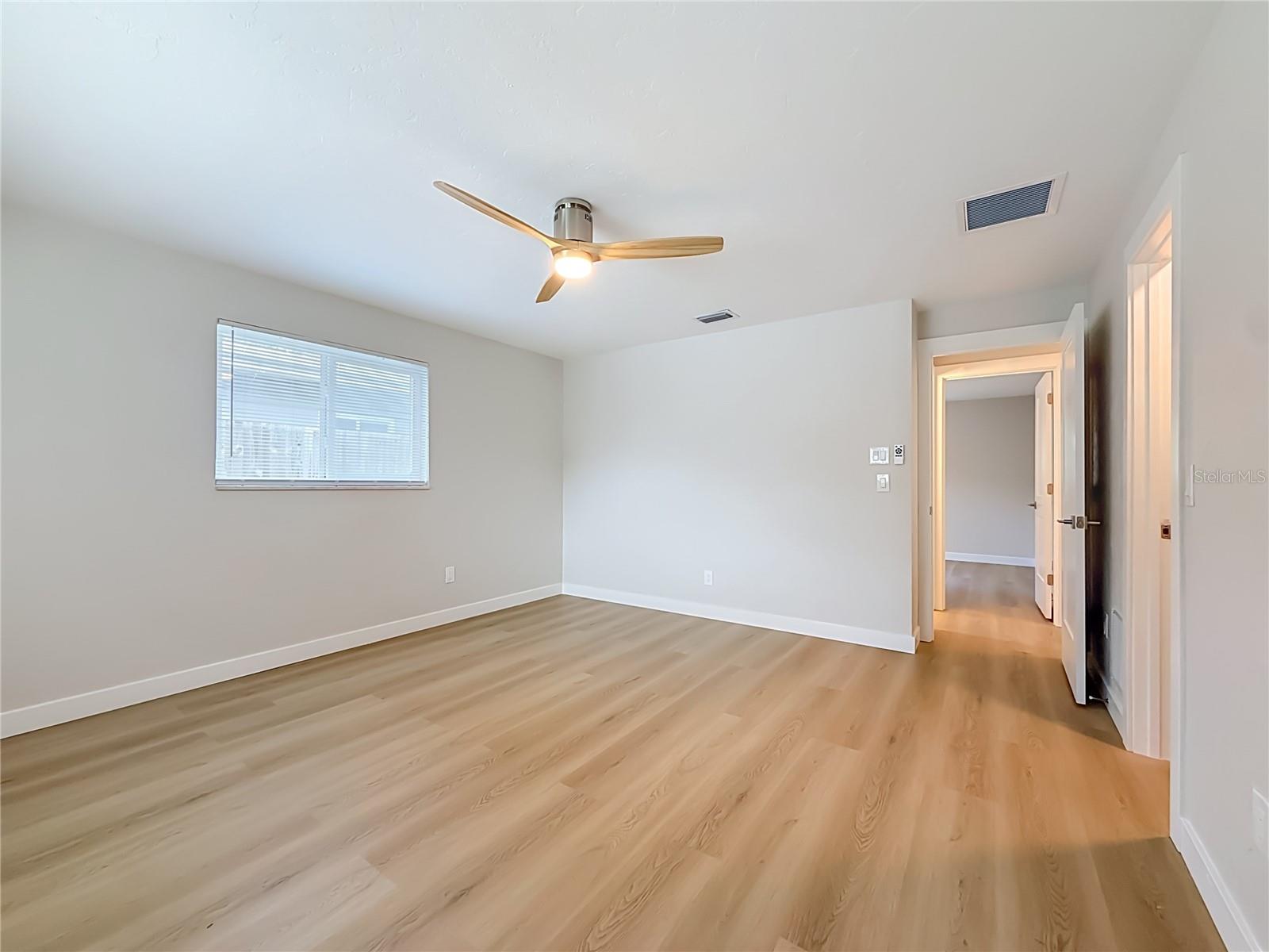 63 OAKWOOD DR — photo 44
