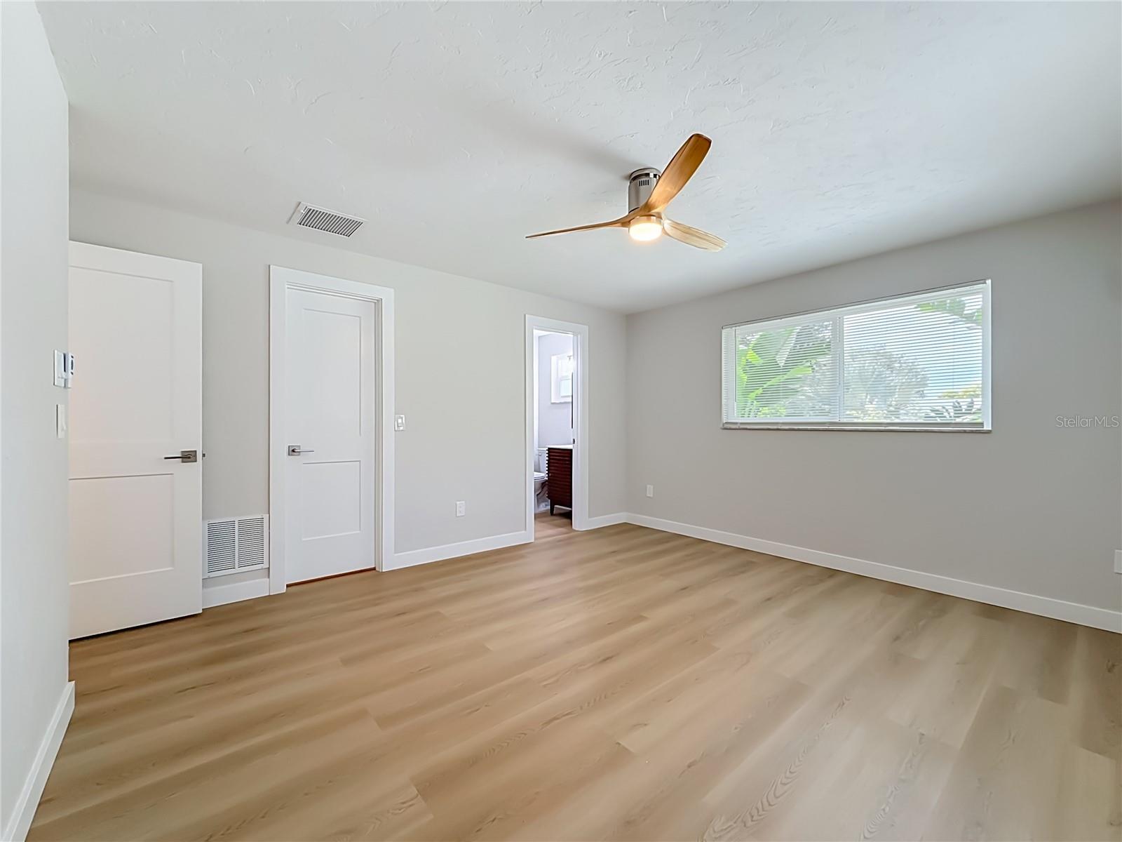 63 OAKWOOD DR — photo 42