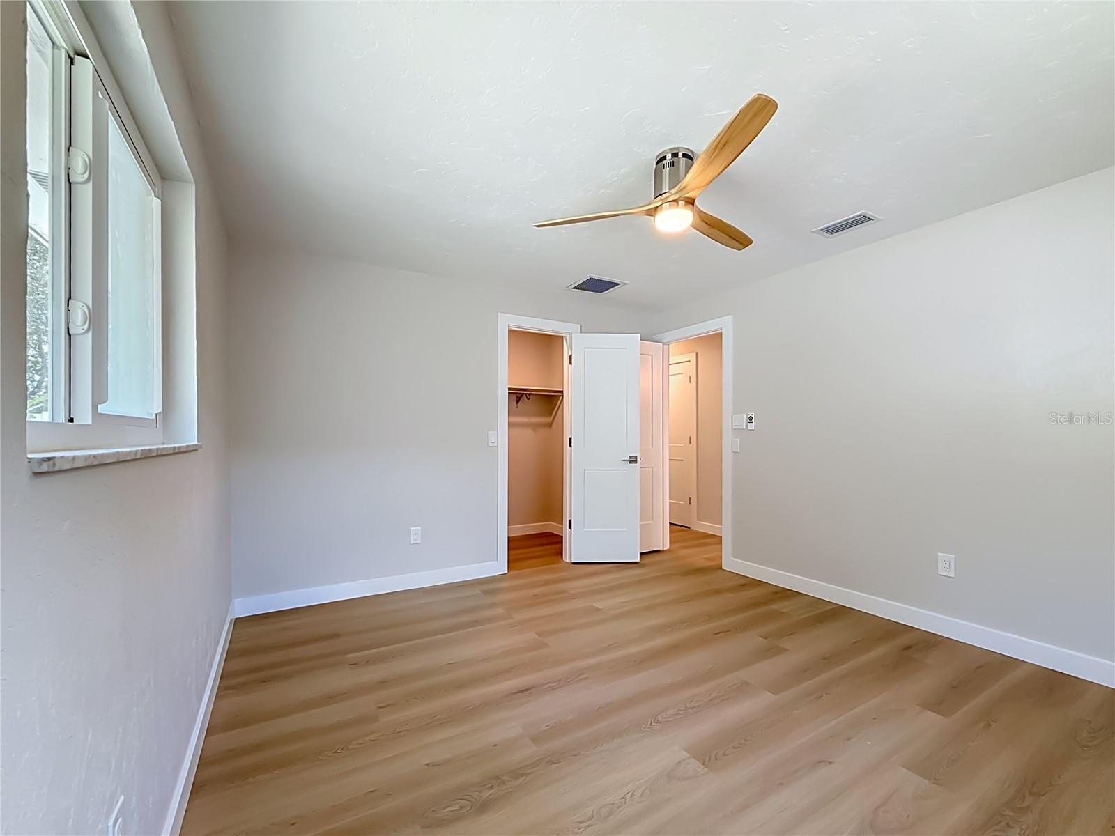 63 OAKWOOD DR — photo 40