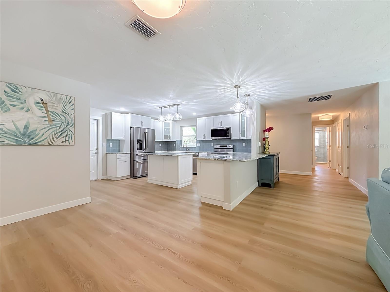 63 OAKWOOD DR — photo 15