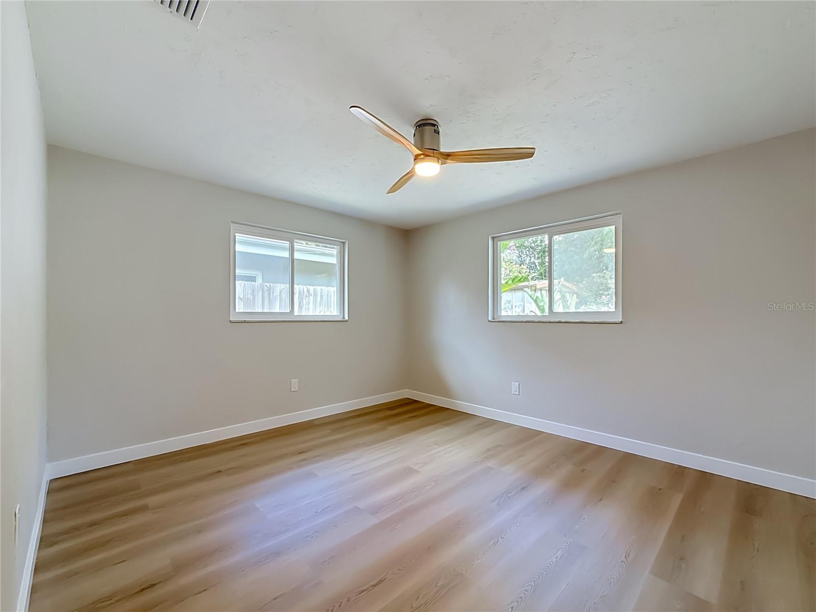 63 OAKWOOD DR — photo 49