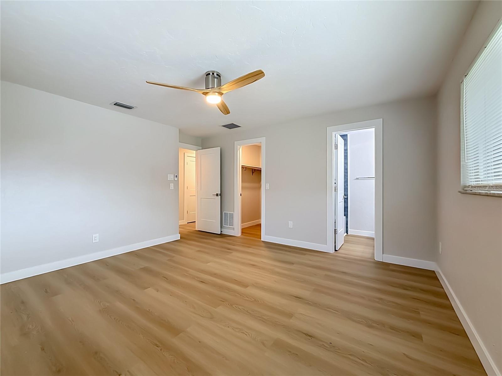 63 OAKWOOD DR — photo 43