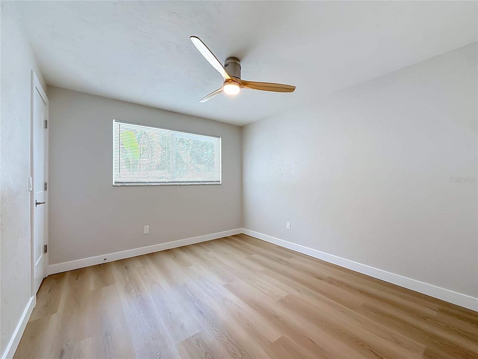 63 OAKWOOD DR — photo 41