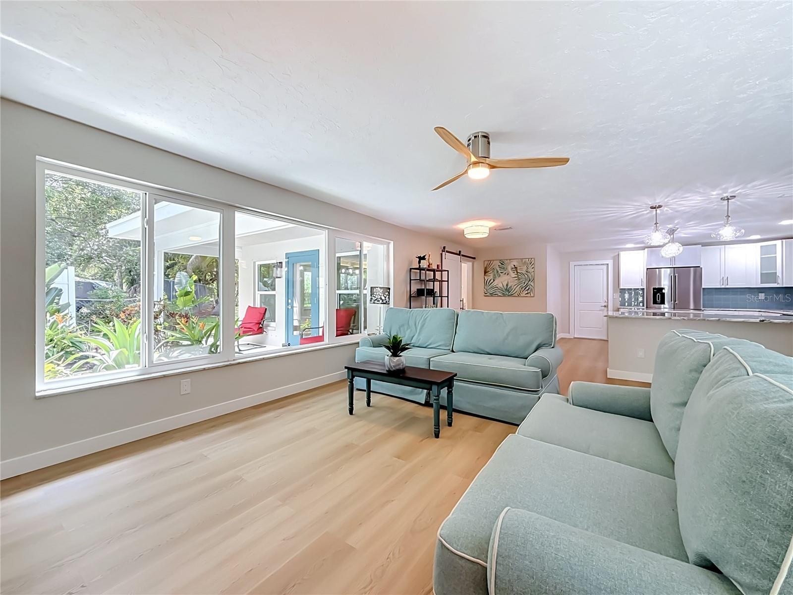 63 OAKWOOD DR — photo 11