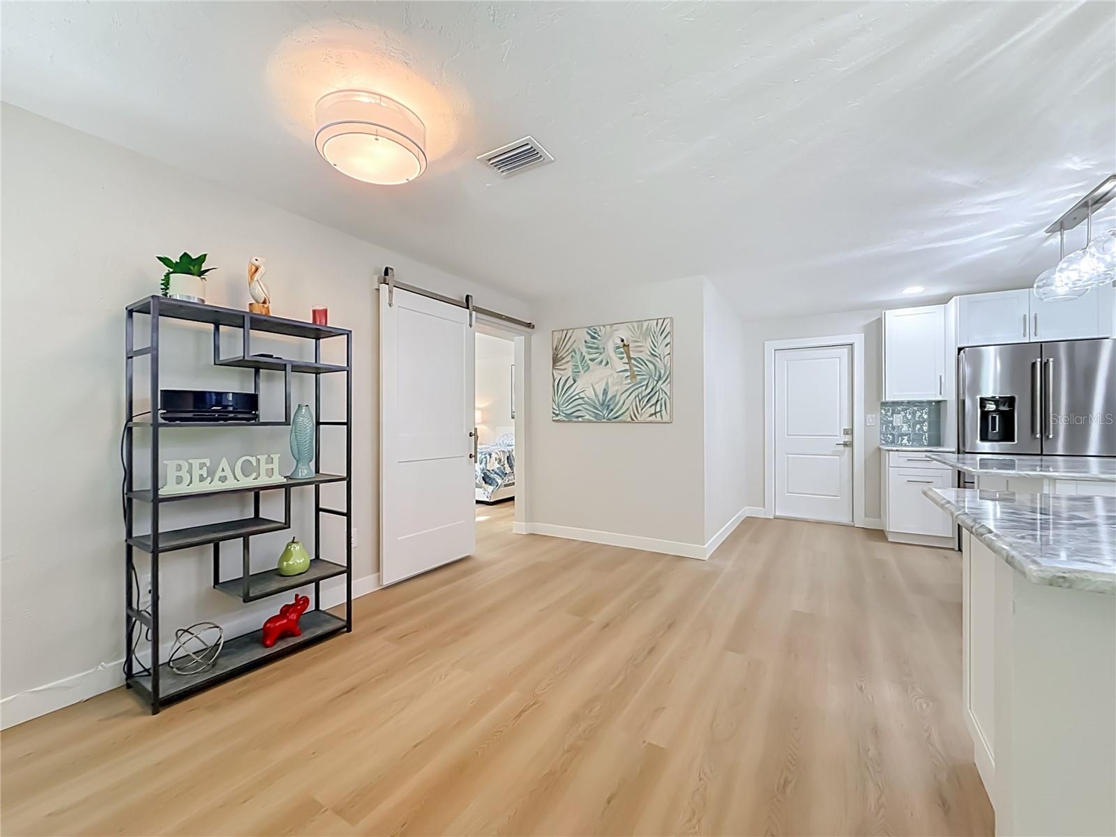 63 OAKWOOD DR — photo 14