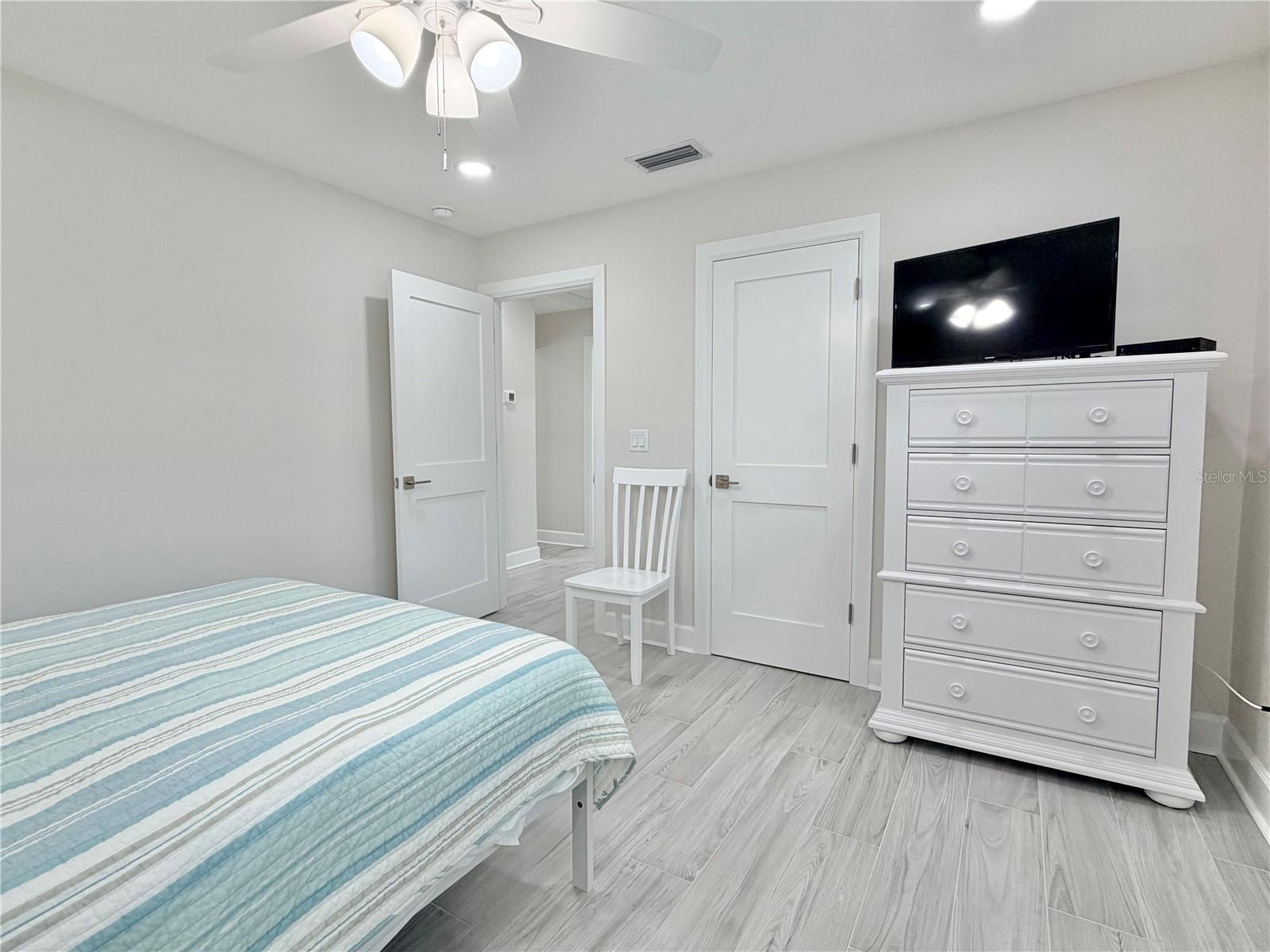 144 CORAL AVE — photo 41