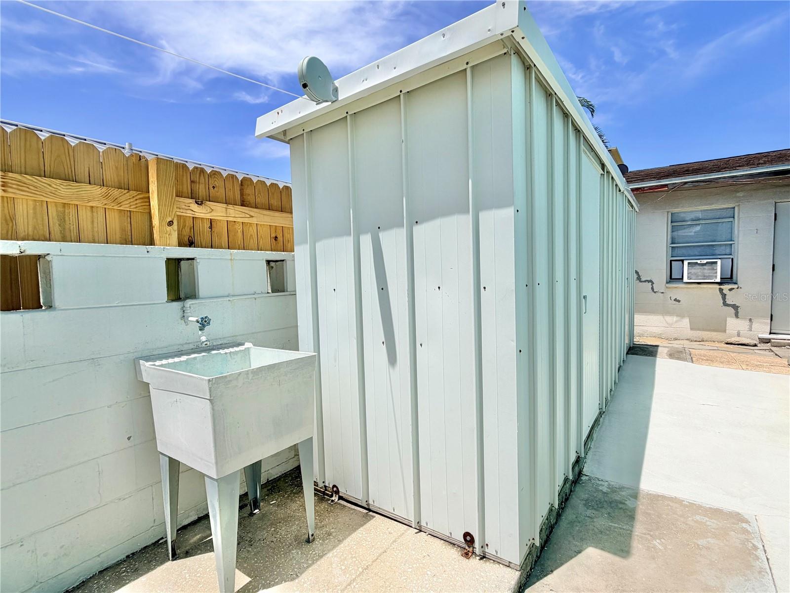 144 CORAL AVE — photo 43