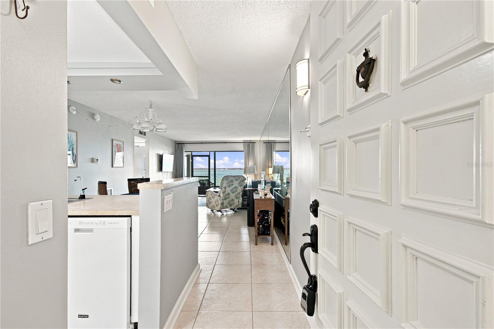 6177 SUN BLVD #109 — photo 3