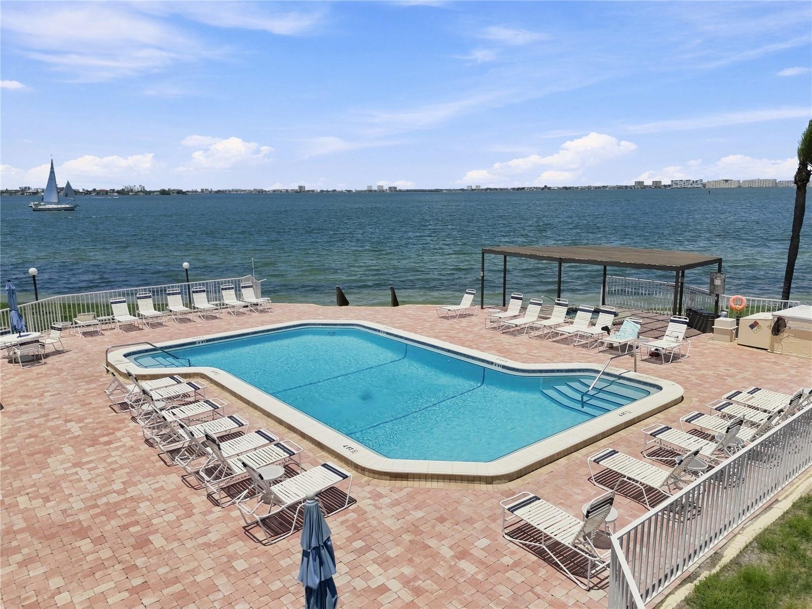 6177 SUN BLVD #109 — photo 31