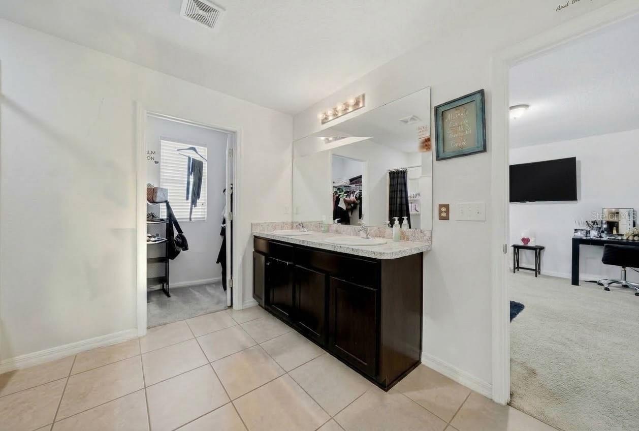 8128 HARWICH PORT LN — photo 23