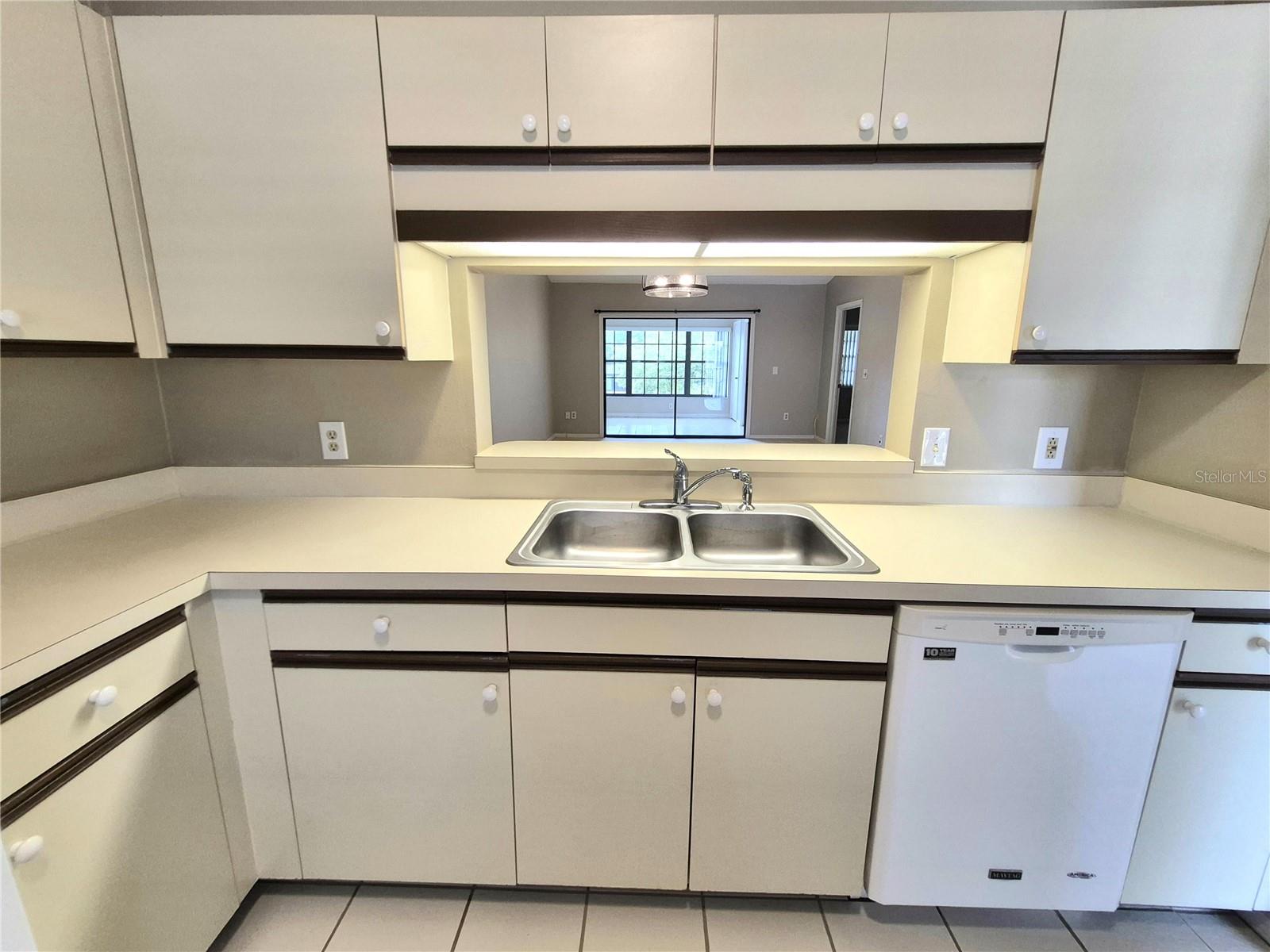 2150 ELM ST #606 — photo 8