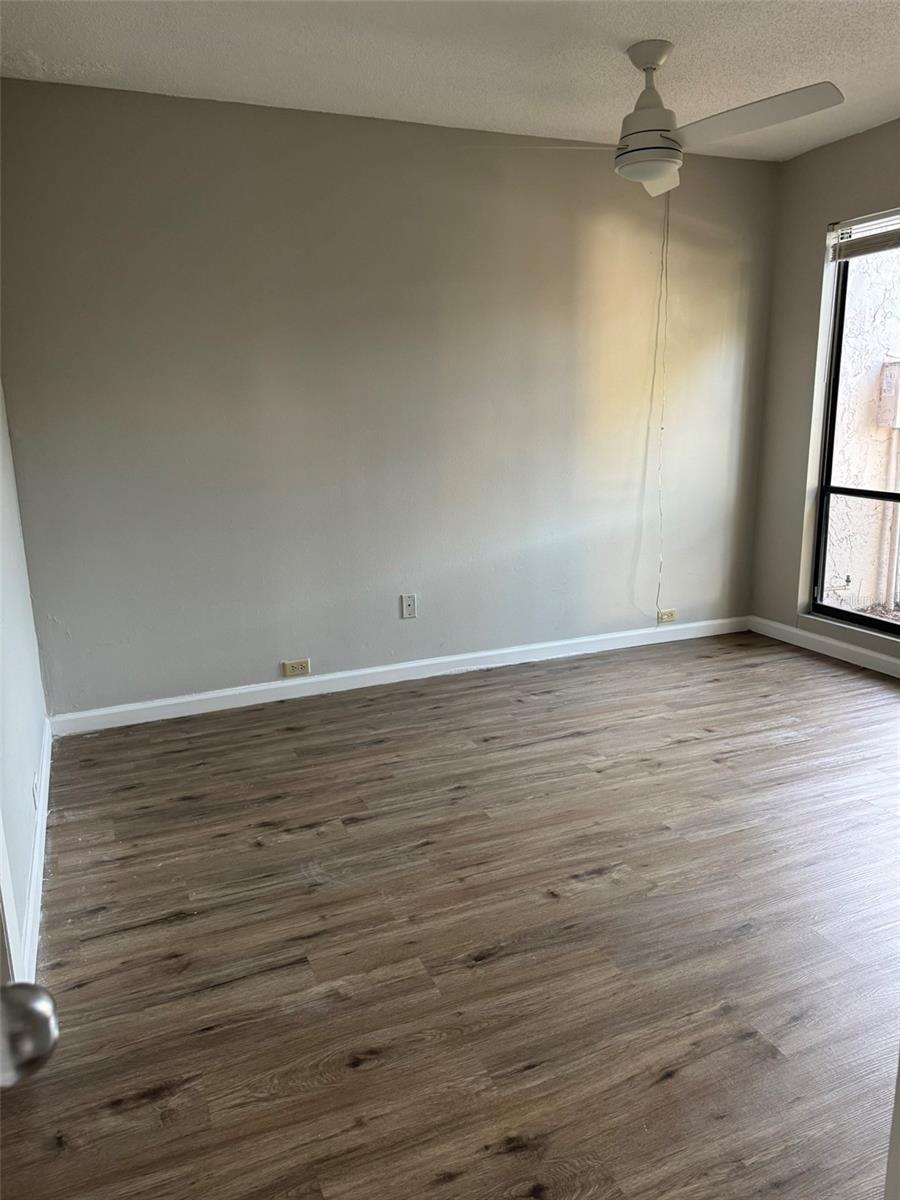 4008 MURIEL PL #1 — photo 9