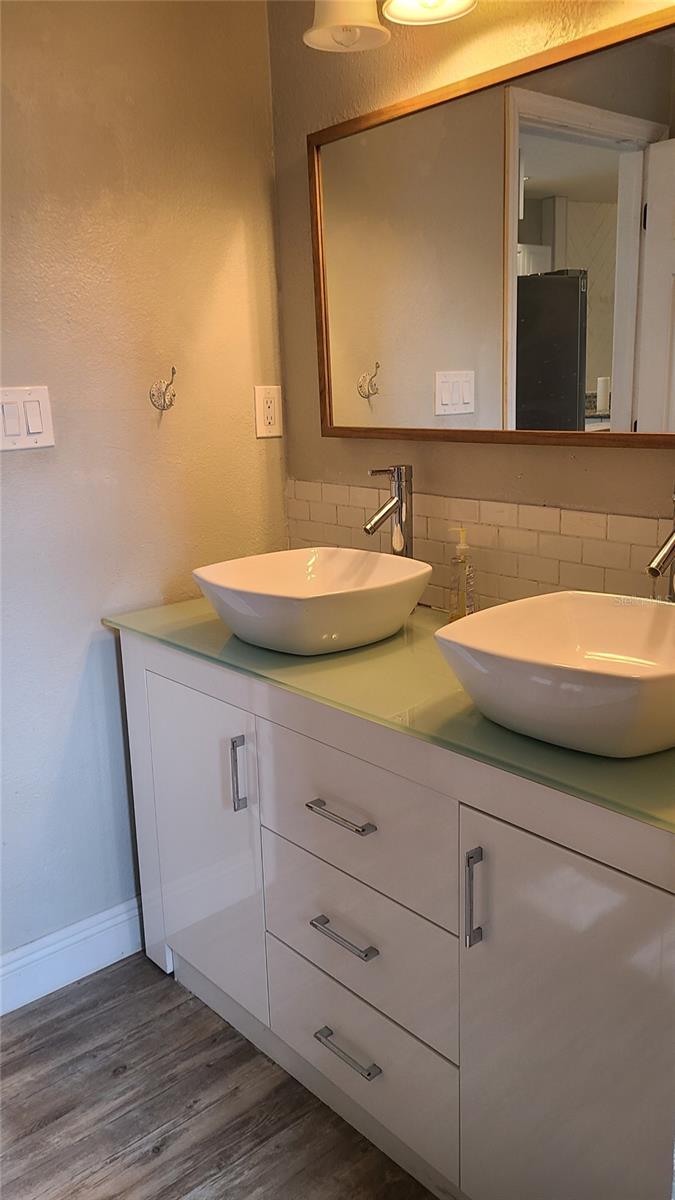 1703 E 29TH AVE — photo 22